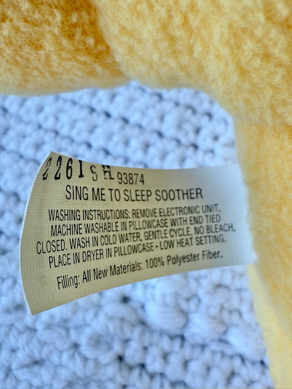 Vintage Fisher-Price Disney Winnie the Pooh "Sing Me to Sleep" Soother plush - Picture 6 of 12